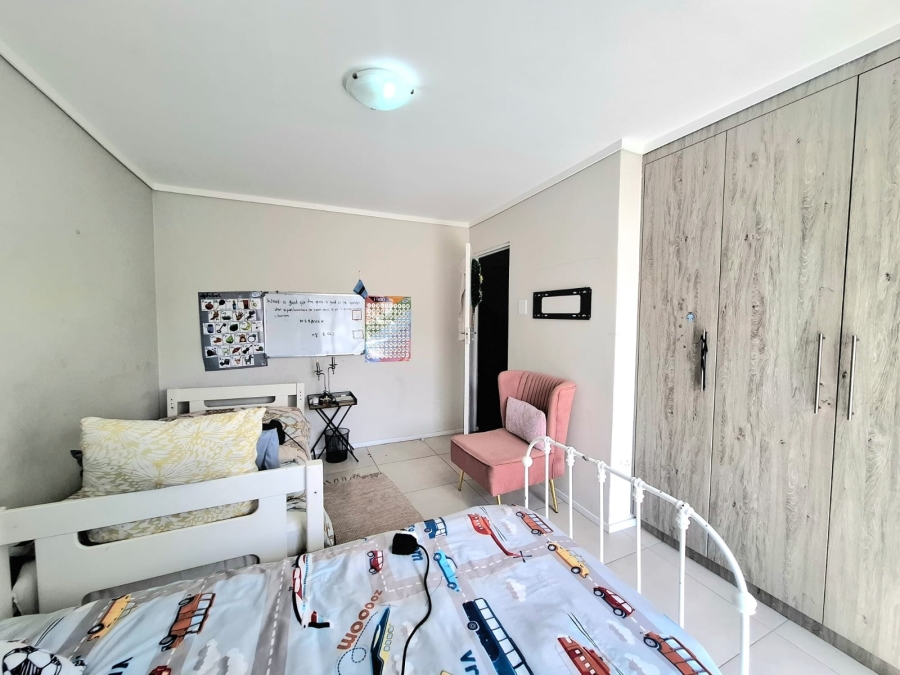 3 Bedroom Property for Sale in Nahoon Valley Park Eastern Cape